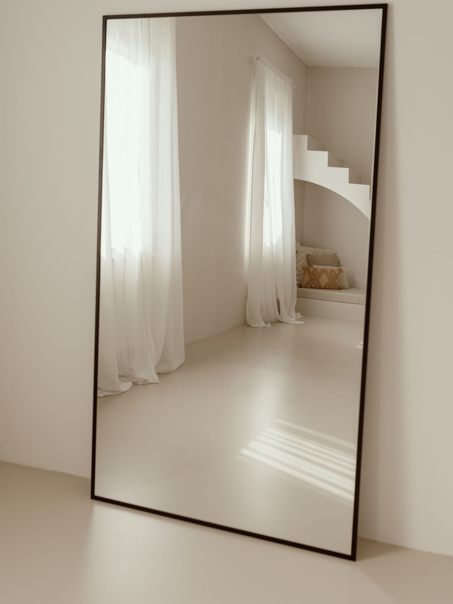 Duże Lustro Podłogowe Prostokątne 180x100 Czarne