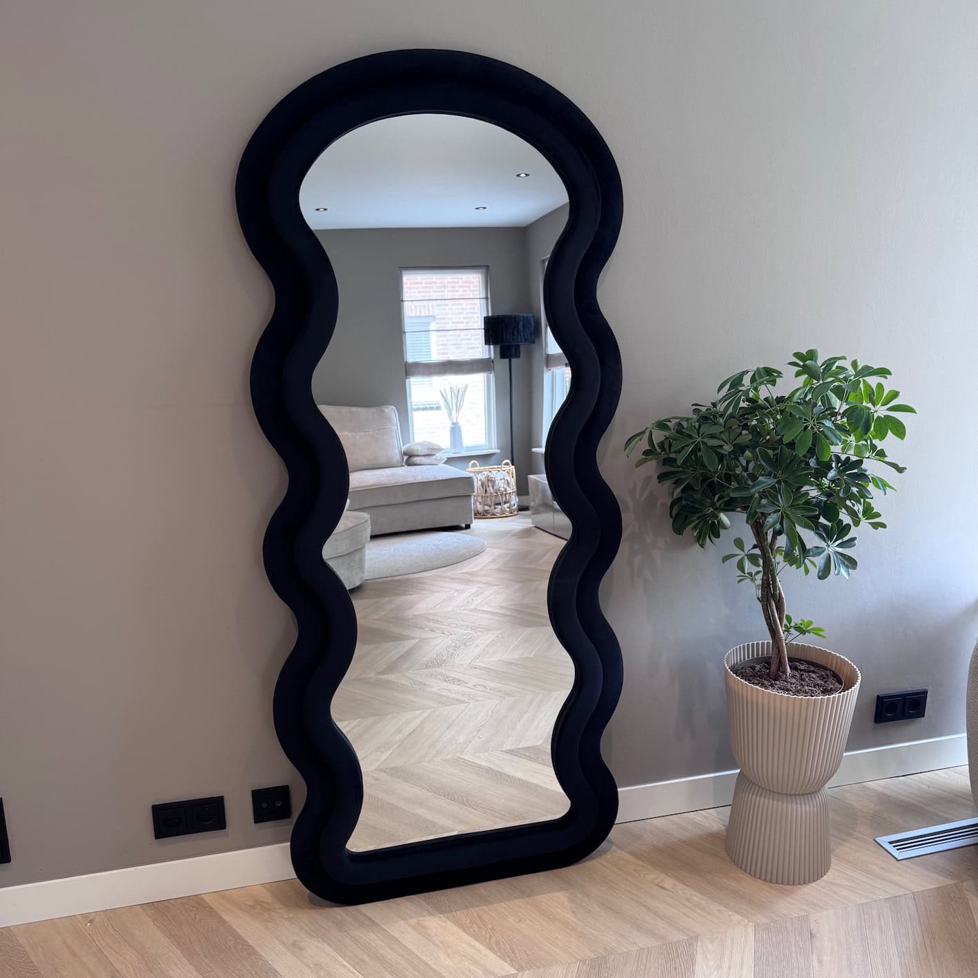 Lustro Faliste Czarny