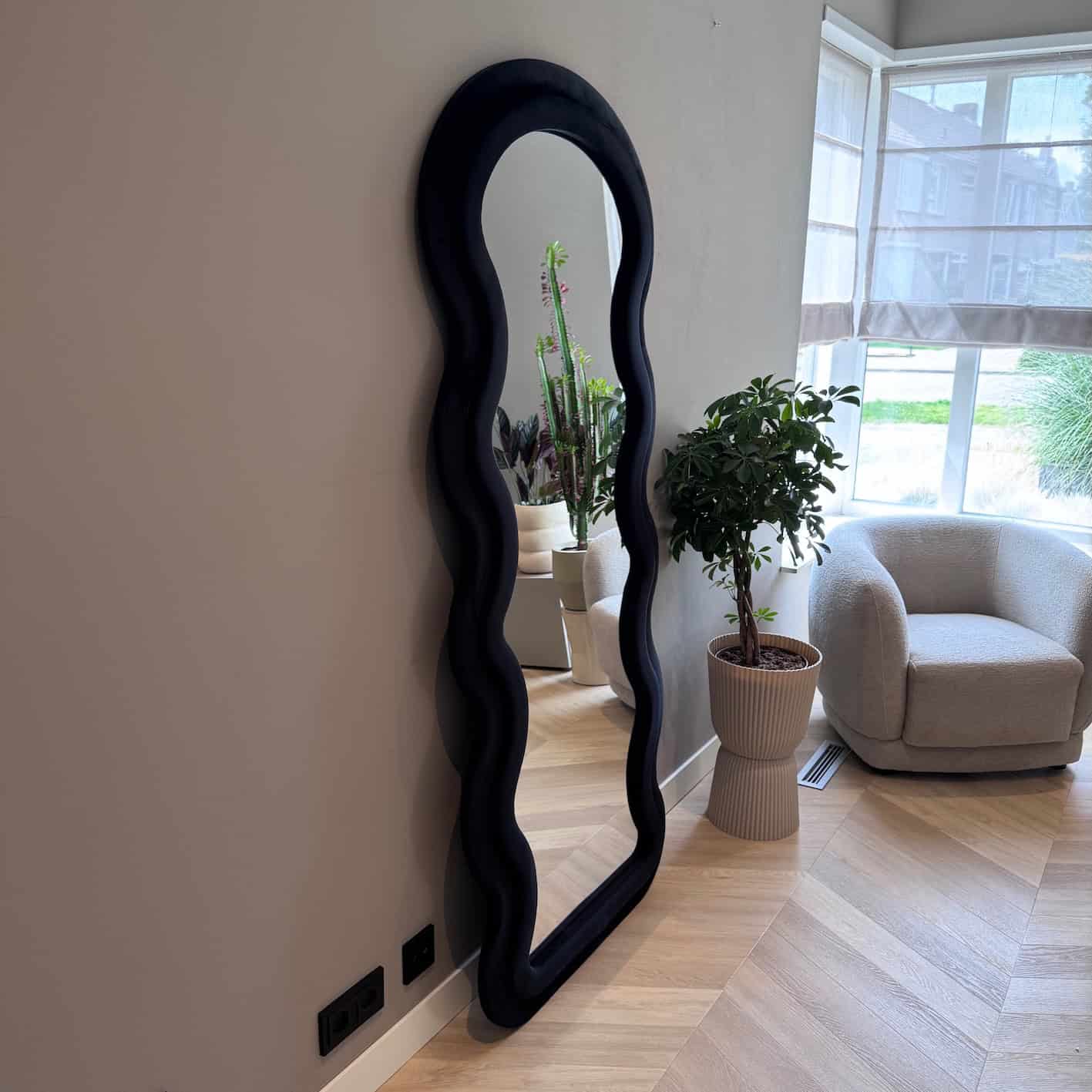 Lustro Faliste Czarny