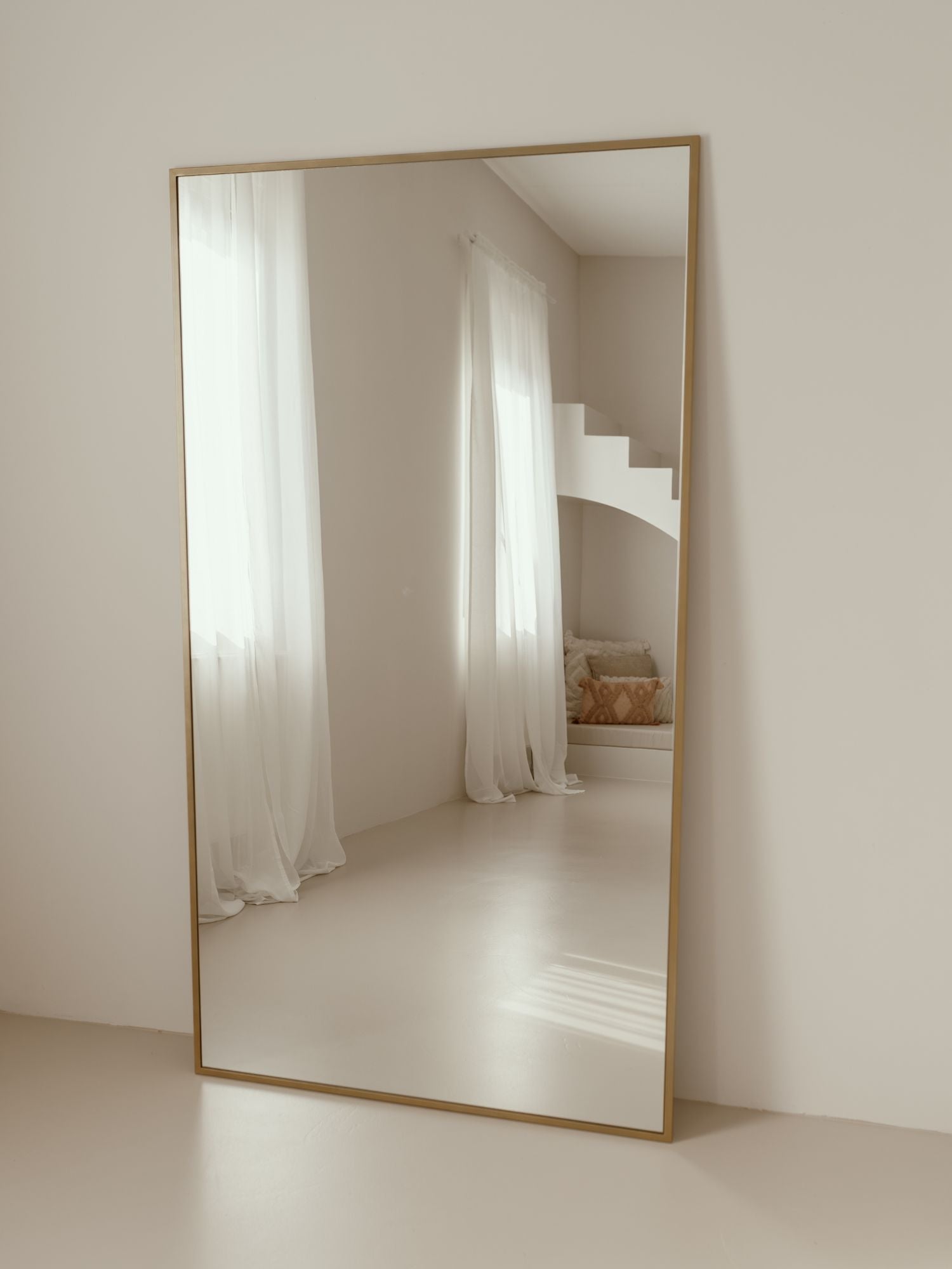 Duże Lustro Podłogowe Prostokątne 180x100 Złote