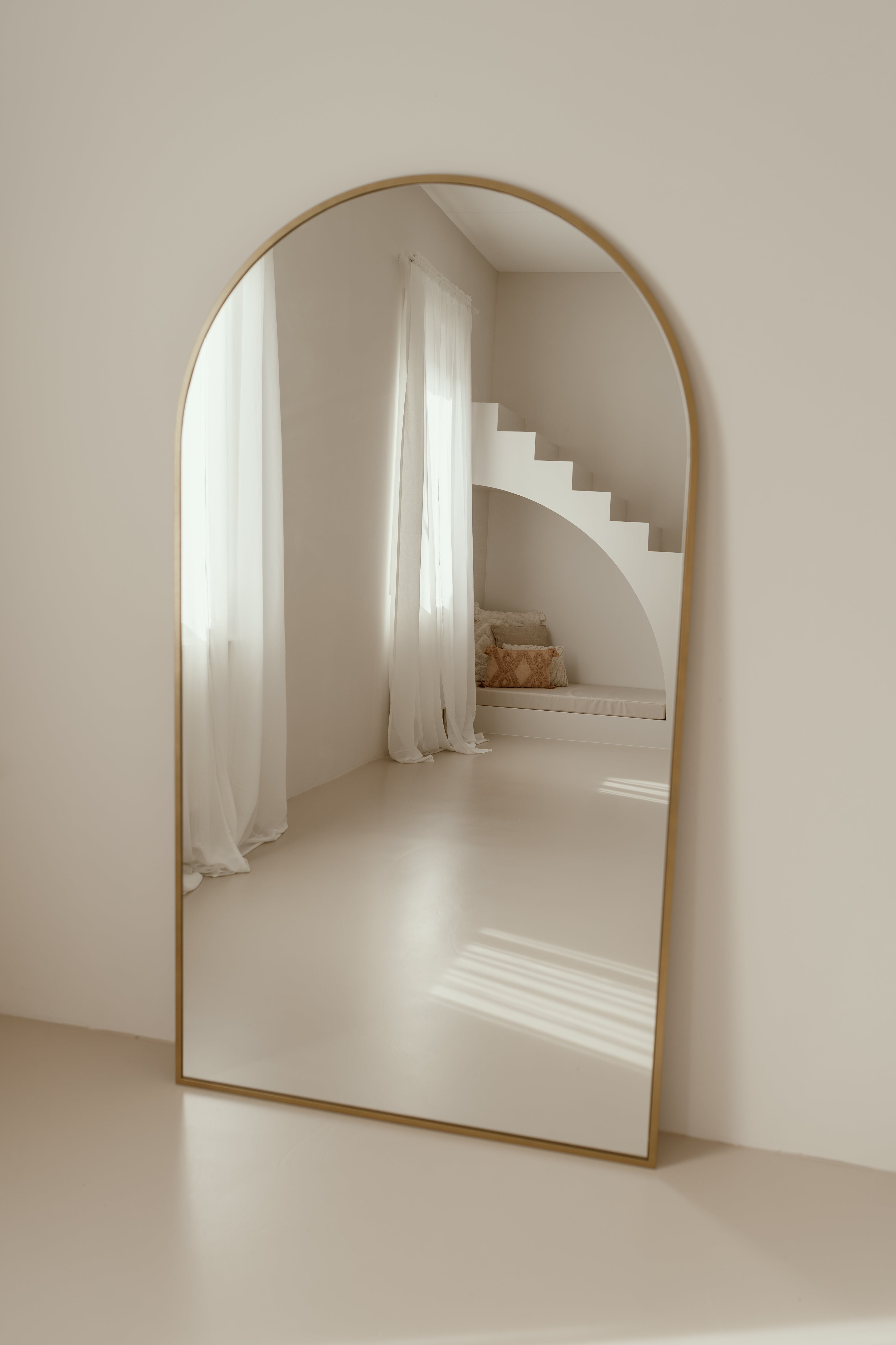 Duże Lustro Podłogowe Owalne 180x100 Taupe LIMITED